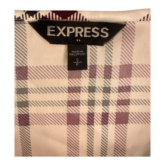 Express V-neck blouse Size:S and one crew neck size:xs - Picture 5 of 16